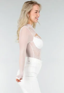 Witte Kanten Body met Lange Mouwen en Beugel