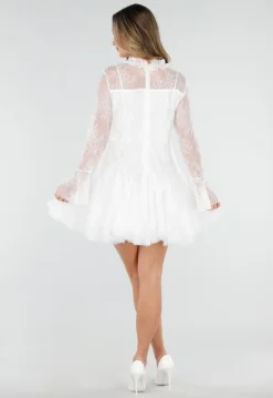 Witte Kanten Jurk met Ruches en Lange Mouwen