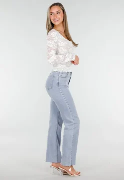Witte Kanten Stretch Top met Lange Mouwen