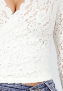 Witte Kanten Wikkel Top met Lange Mouwen