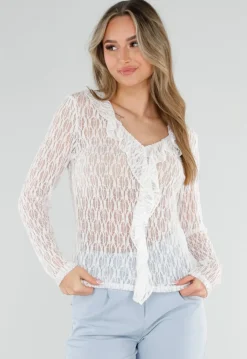 Witte Kant Top met Ruches en Lange Mouwen