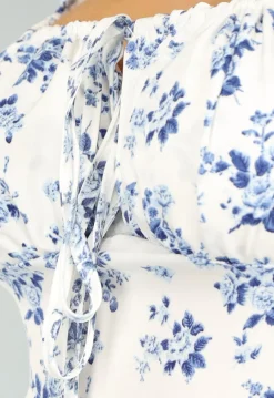 Witte Lange Jurk met Blauwe Bloemenprint en Split