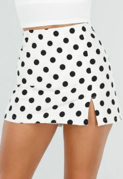 Witte Polkadot Skort met Split en Stretch