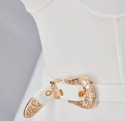 Witte Push-Up Beugel Badpak met Gouden Belt en Textuur