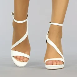 Witte Stiletto Sandaletten met Schuine Bandjes