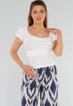 Witte Top met Vierkante Hals, Stretch, Kant en Striksluiting