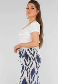 Witte Top met Vierkante Hals, Stretch, Kant en Striksluiting
