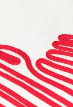 Witte Trui met Rood Hart