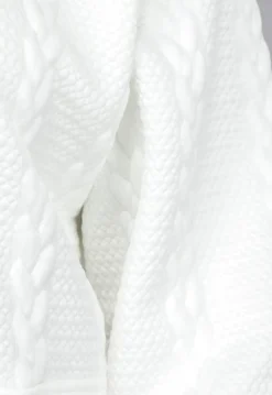 Witte Two Piece met Kabelpatroon