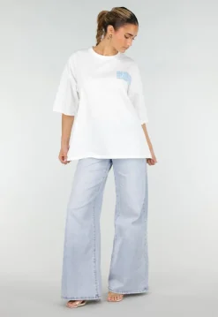Wit T-shirt met Blauwe Backprint, Ronde Hals en Korte Mouwen