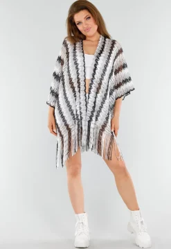 Wit-Zwarte Cover-Up met Zigzagpatroon en Franjes