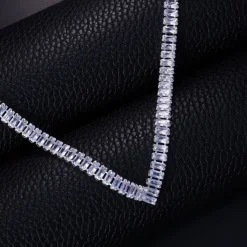 Zilveren Diamanten Hals Ketting met V-Vorm