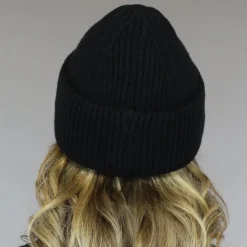 Zwarte Beanie met Wit Hartje