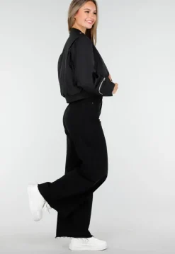 Zwarte Cargo Bomber Jas met Ritsdetails