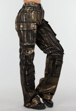 Zwarte Cargo Jeans met Gouden Metallic Coating en Zakken