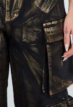 Zwarte Cargo Jeans met Gouden Metallic Coating en Zakken
