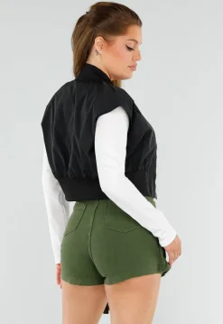 Zwarte Cropped Bodywarmer met Ritssluiting en Hoge Kraag