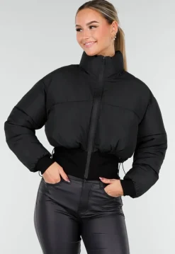 Zwarte Cropped Puffer Jas met Hoge Kraag en Verstelbare Trekkoorden