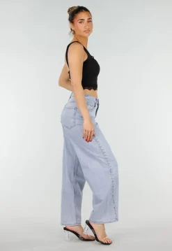 Zwarte Cropped Top met Open Rug en Kant