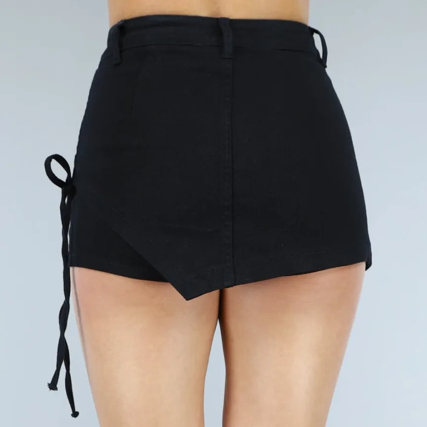 Zwarte Denim Skort met Strikdetails