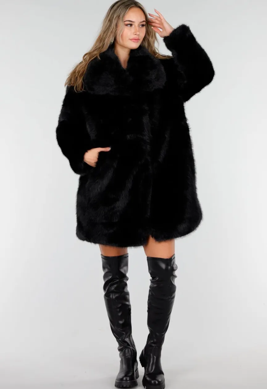 Zwarte Faux Fur Jas met Brede Kraag