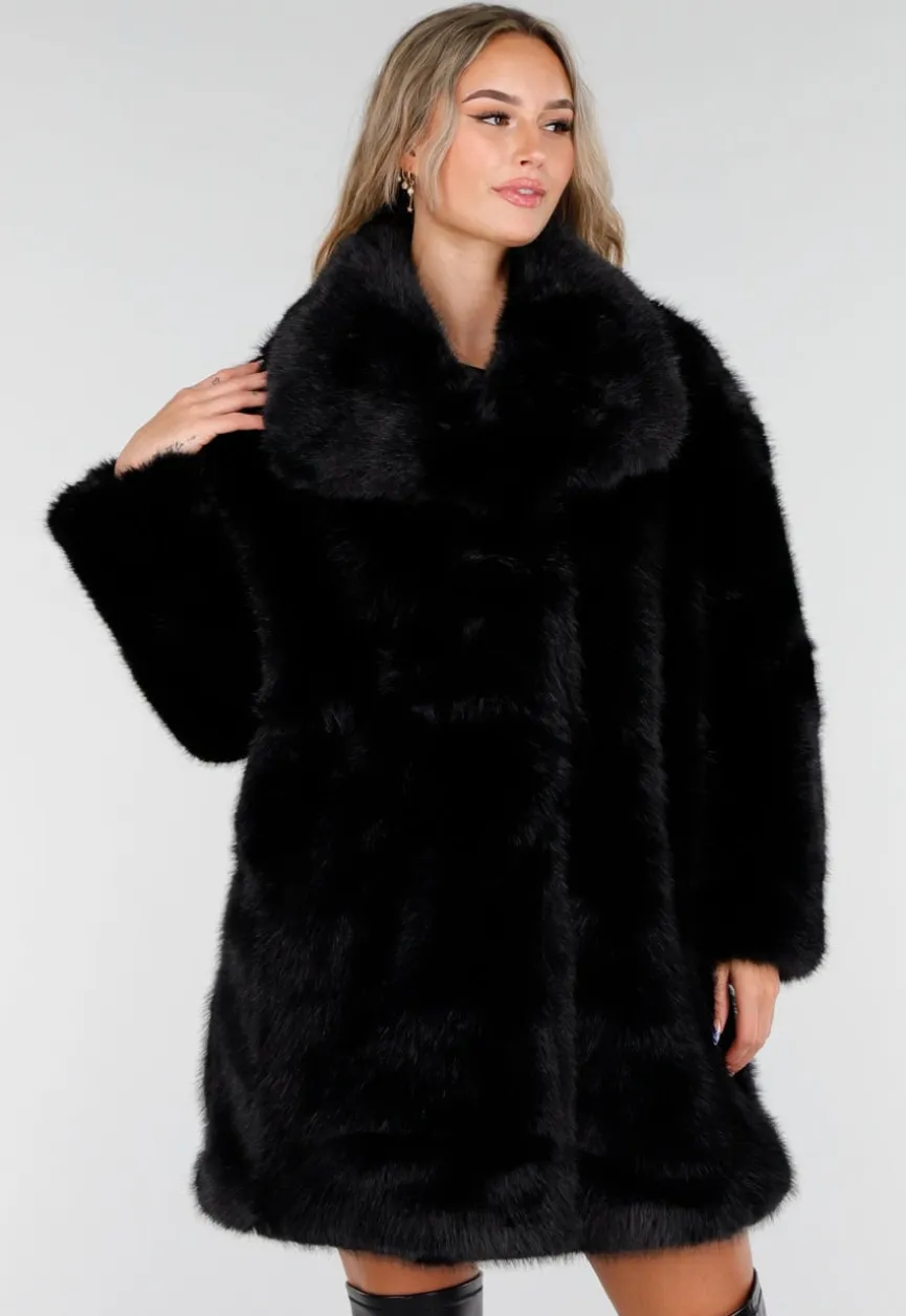 Zwarte Faux Fur Jas met Brede Kraag