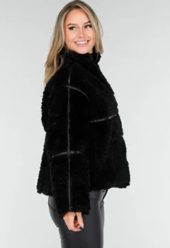 Zwarte Faux Fur Jas met Kraag en Knoopsluiting