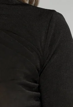 Zwarte Glans Top met Geplooid Detail