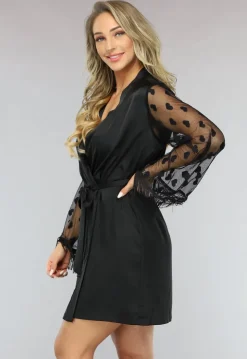 Zwarte Glanszijde Kimono met Hartjes Mouwen en Franjes