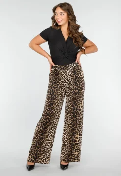Zwarte Lakleren Pumps met Spitse Neus En Hoge Hak