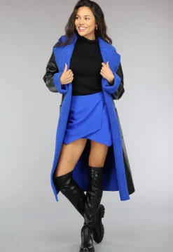 Zwarte Leren Trenchcoat met Blauwe Teddy Voering
