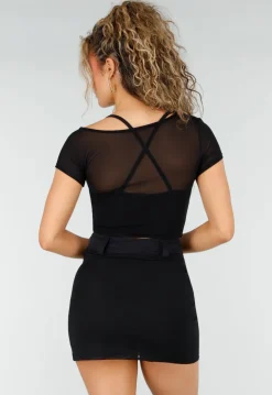 Zwarte Mesh Crop Top met Korte Mouw en Pads