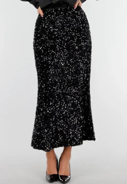Zwarte Midi Rok met All Over Pailletten en Subtiele Uitlopende Zoom