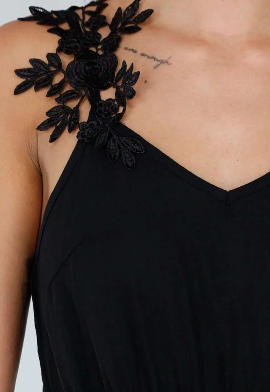 Zwarte Mousseline Maxi Jurk met Kantdetail en Tailleband