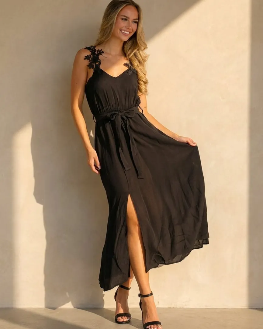 Zwarte Mousseline Maxi Jurk met Kantdetail en Tailleband