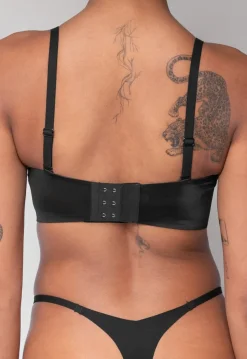 Zwarte Naadloze Push Up Bh met Afneembare bandjes