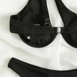 Zwarte Padded Bikinitop met Beugel en Ribstof