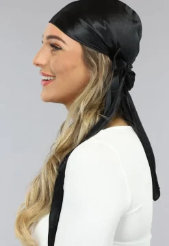 Zwarte Satijnen Wave Cap
