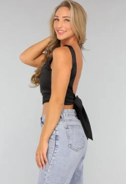 Zwarte Satin Top met Strikdetail