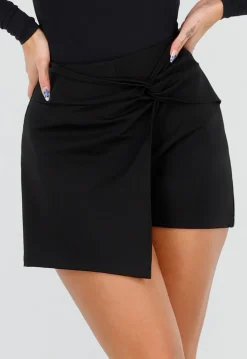 Zwarte Skort met Stretch en Twist Detail