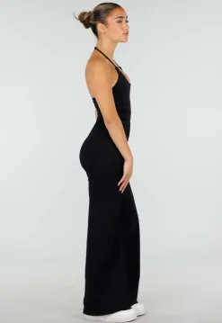 Zwarte Sportset met Halter Top, Flared Legging en Uitneembare Pads