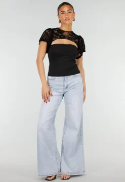 Zwarte Top met Kant Details en Korte Mouwen