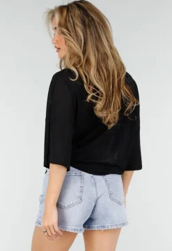 Zwarte Top met Knoopdetail en Korte Mouwen