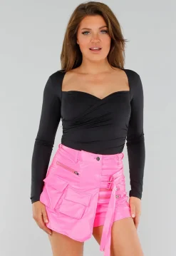 Zwarte Top met Lange Mouwen en Sweetheart Halslijn