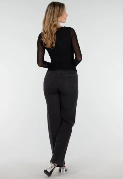 Zwarte Top met Mesh Mouwen en Hartvormige Halslijn