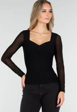 Zwarte Top met Mesh Mouwen en Hartvormige Halslijn