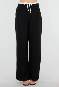 Zwarte Wide Leg Broek met Witte Tailleband en Strikdetail