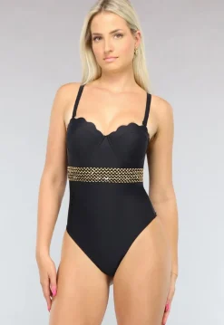 Zwart Push-Up Badpak met Geschulpte Cups en Gouden Detail