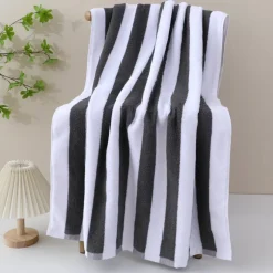 Zwart-Witte Badstof Handdoek Retro